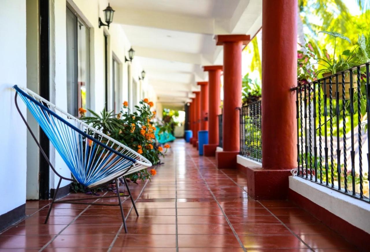 Hotel Albatros ปูแอร์โตเอสกอนดิโด ภายนอก รูปภาพ
