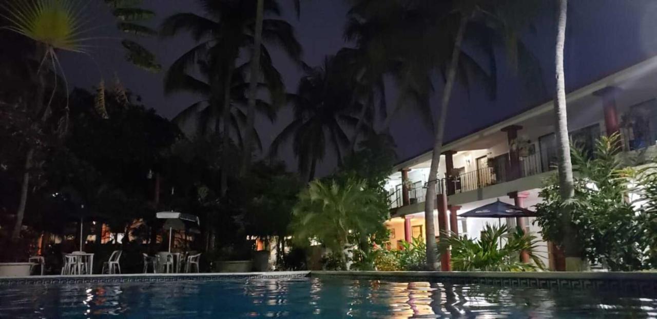 Hotel Albatros ปูแอร์โตเอสกอนดิโด ภายนอก รูปภาพ
