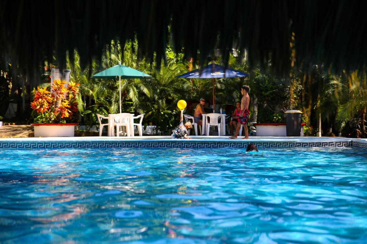 Hotel Albatros ปูแอร์โตเอสกอนดิโด ภายนอก รูปภาพ